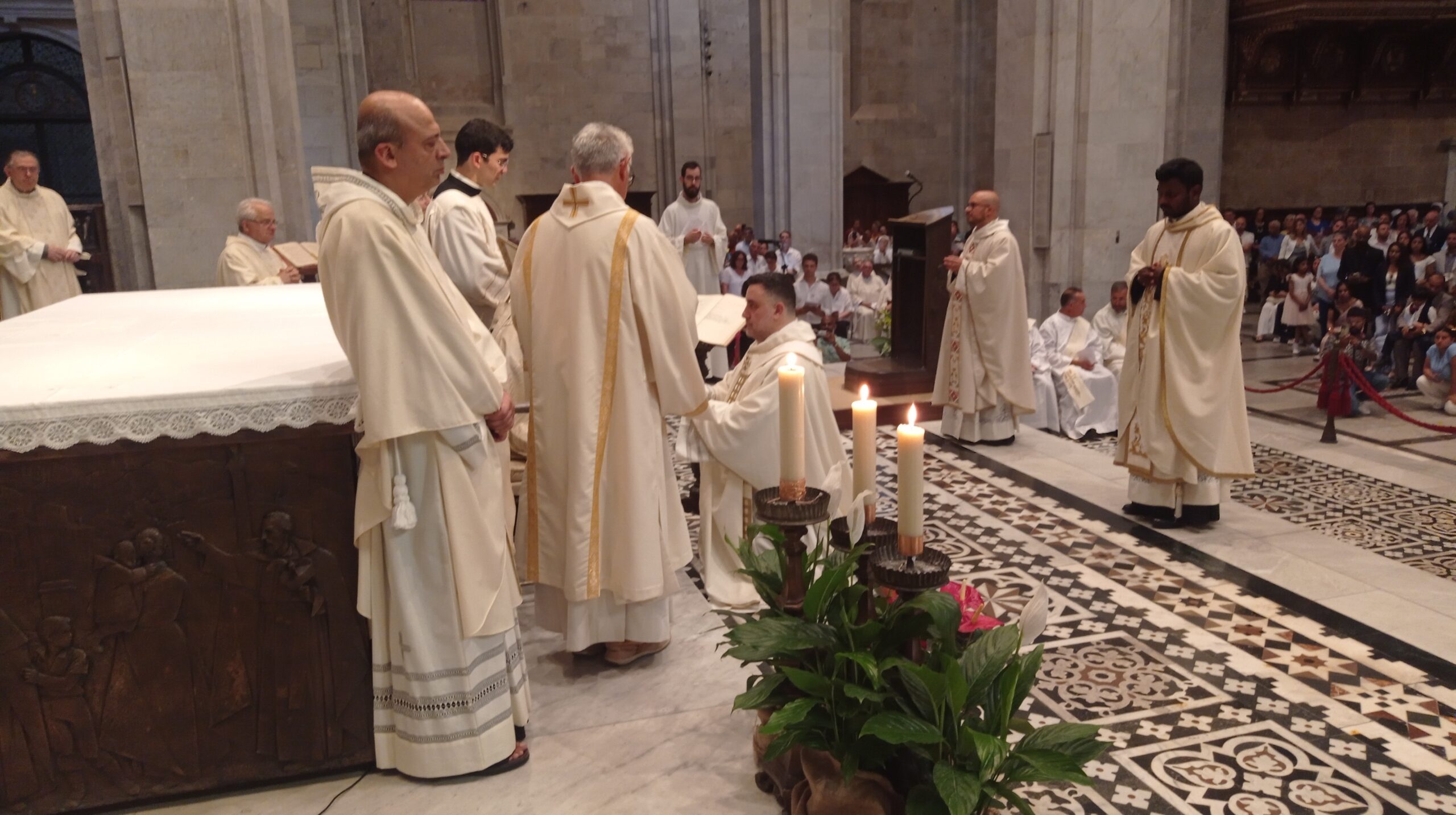 Fr. Martino presbitero 4